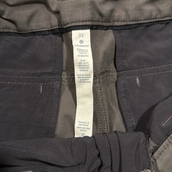 Men’s Lululemonn Commission Shorts - Picture 6 of 7